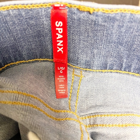 Spanx Flare Leg Pull On Denim Jeans Comfort Waist Vintage indigo Large Petite - Picture 8 of 9